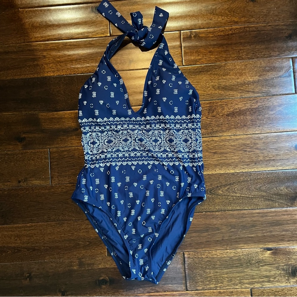 Splendid Bathing Suit One Piece Halter